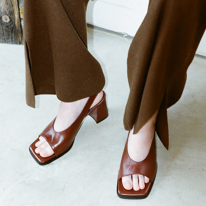 먼데인먼데이 슬링백 7cm MM205