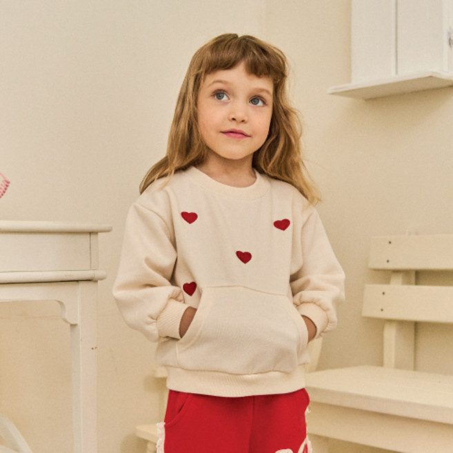 키키모라 아동용 기모 하트 러브 맨투맨