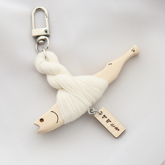 마켓유니버스 액막이명태 명구 키링, 명주실+기본눈 액막는중, 1개