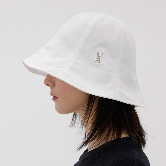 바잘 스터드 베이직 튤립햇