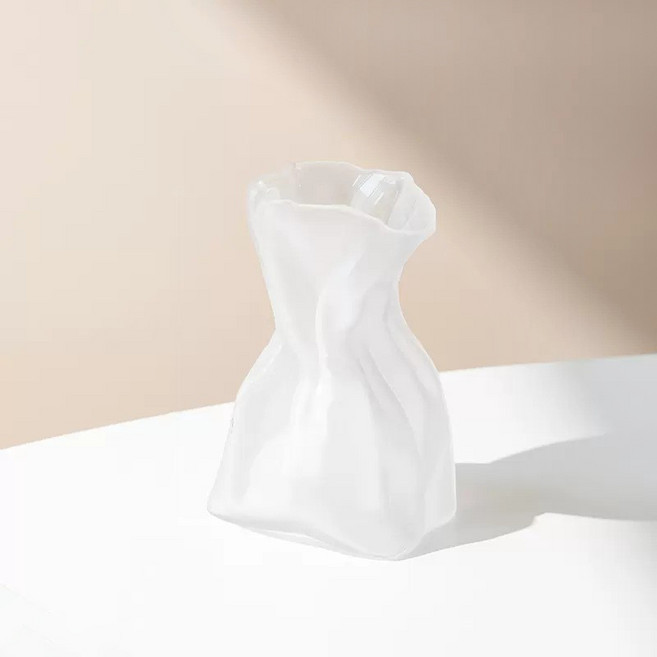 에버하우스 크럼플 글라스 인테리어 화병, 화이트