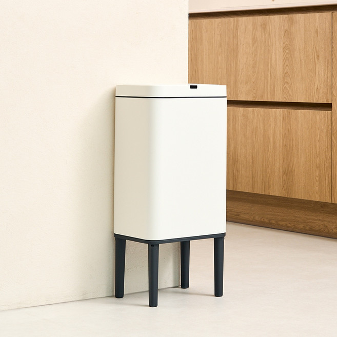 모던하우스 높아서 더 편한 센서 사각 휴지통, 스노우