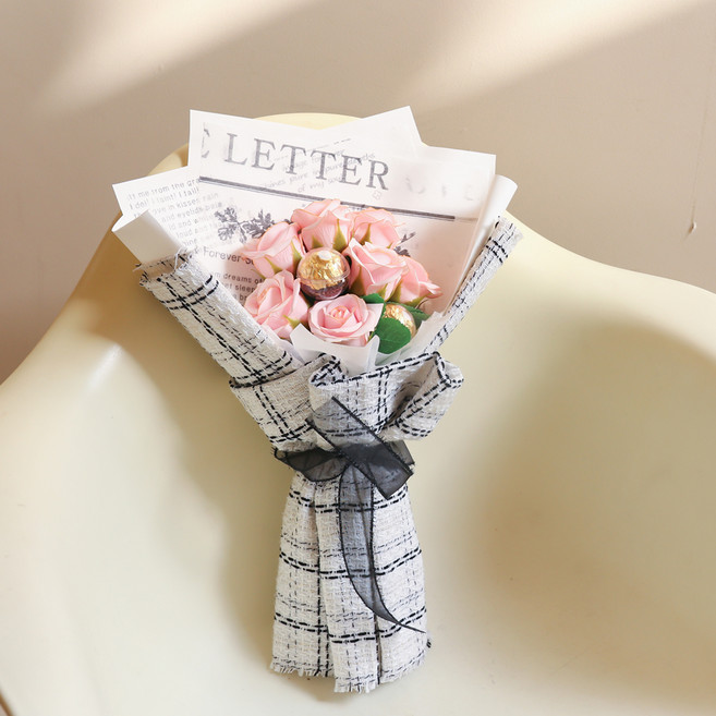 아스파시아 루이 라인 장미 7송이 페레로로쉐 꽃다발, 핑크 골드라인