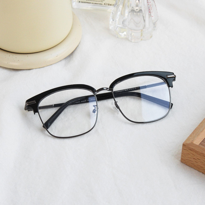 Raffident 男女通用大尺寸Oversize半框鈦金Victor眼鏡