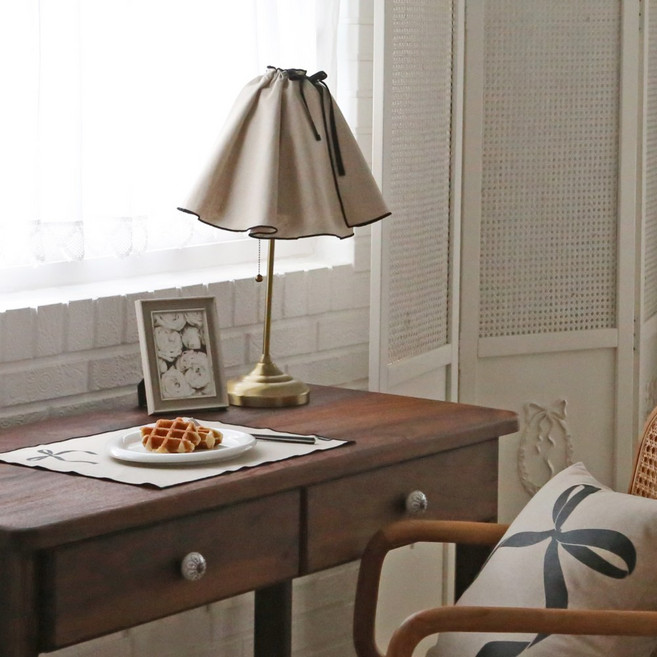 DECOTONIK 黑色線條燈罩, 燕麥色