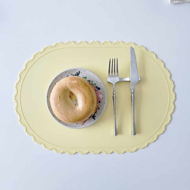 루오 레이스 실리콘 식탁 매트, 버터 옐로우, 1개, 43 x 30 cm