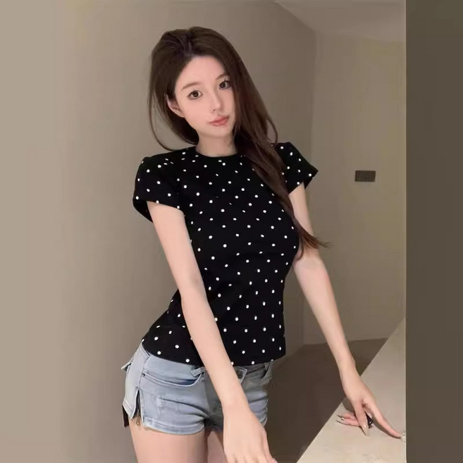 DMELD 女款圓點泡泡袖高領短袖T恤