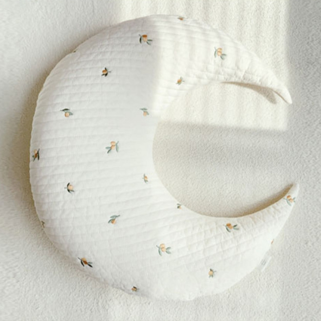 마롤로뜨 누빔 자수 달 C자형 수유쿠션, 싱싱올리브