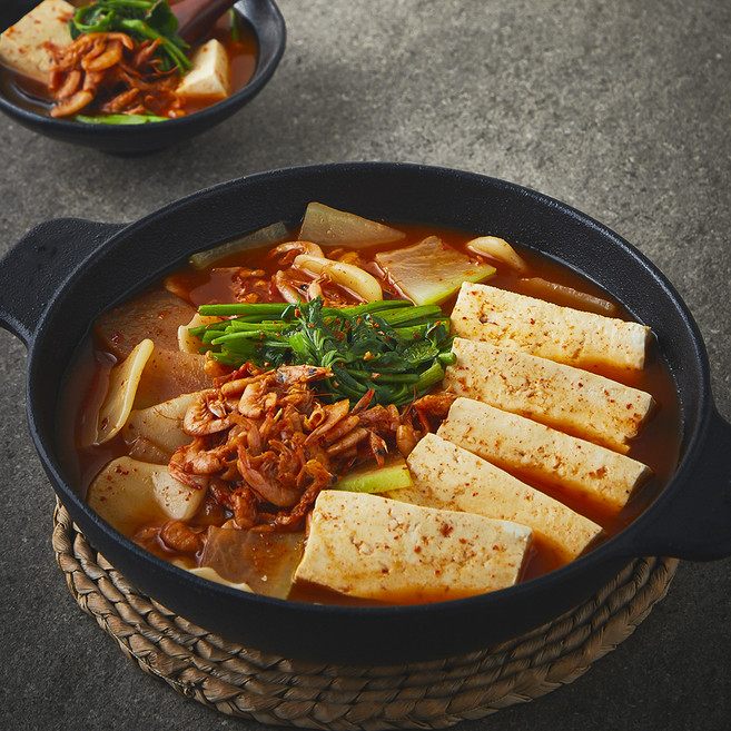 앙트레 간편한식 민물새우매운탕 2인분 밀키트, 730g, 1개