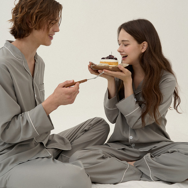 도씨 커플용 실크핏 에센셜 긴팔 잠옷 2세트 D-3657