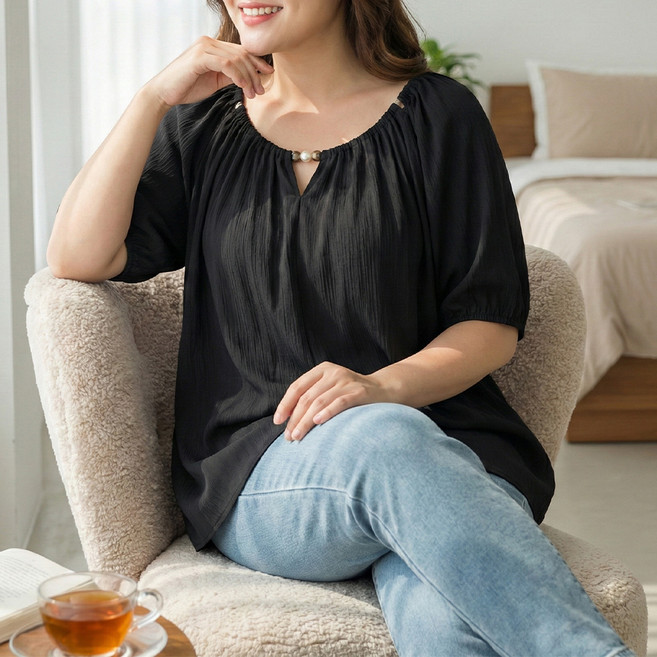 INFIOUS 大尺碼珠飾領口日常短袖罩衫 I263-0358