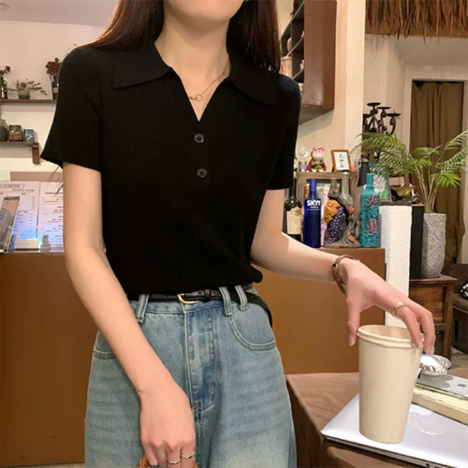 女款氣質V領翻領羅紋短袖針織衫