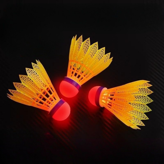 쿠쏘 내구성 좋은 야광 셔틀콕 8 x 5.5 cm, 3개, 1개입