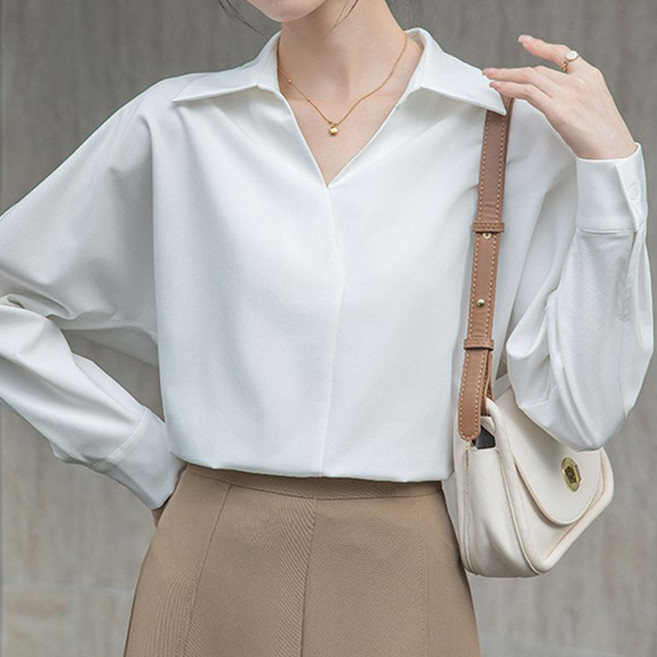 퀸이즈 여성용 심플 오픈 카라넥 블라우스
