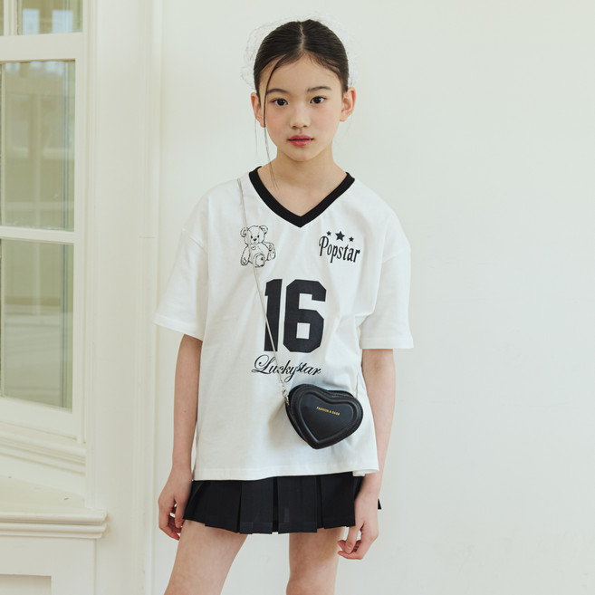 에스엠투 브이넥 베어 반팔 티셔츠