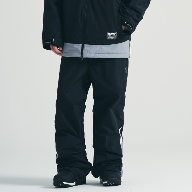 롬프 TF FLAT PANTS