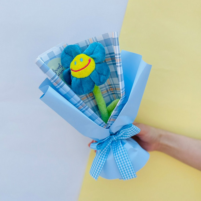 러블리팜 조화 귀염뽀짝 해피스마일 인형 꽃다발 S, 블루, 1개