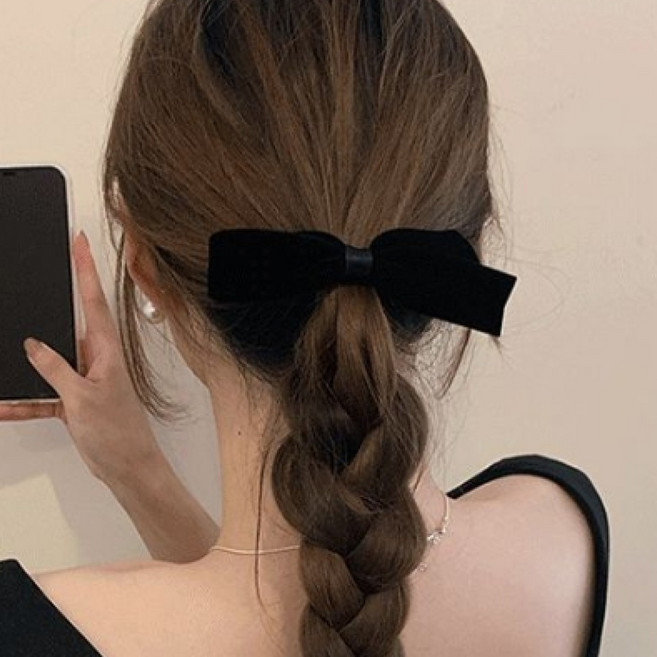 아멜리에 무드 벨벳 리본 집게핀