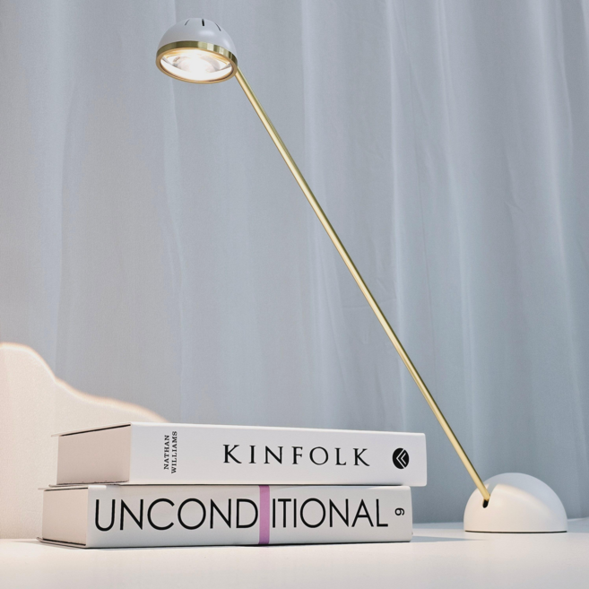 메리토 노블 스탠드 LED 조명 무드등, Classic White