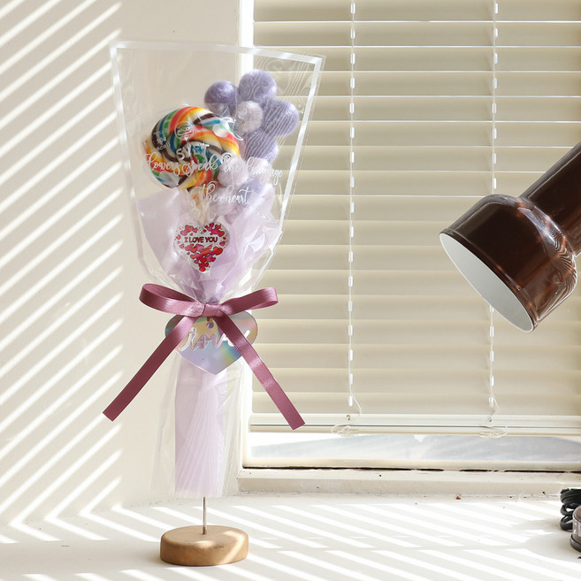 아스파시아 러블리 양모 데이지 롤리팝 꽃다발, 라벤더