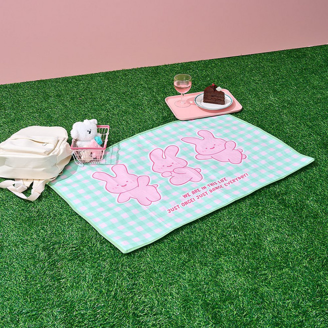 버터 버터샵 딸기피크닉 가벼운 타포린돗자리, 핑크