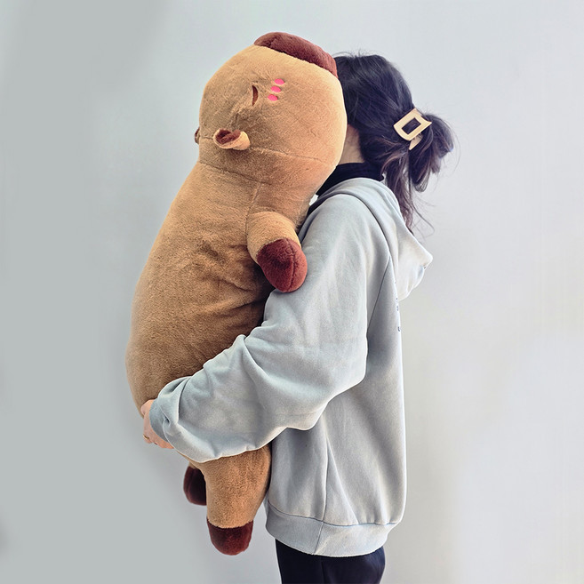 다다랜드 카피바라 바디필로우 인형 껴안는 쿠션, 브라운