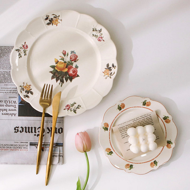 이우아여사 프로방스의 오후 빈티지 플레이트 세트, 1세트, 피치 접시19 cm + 프로방스 플라워 예쁜 접시 25 cm, 혼합색상