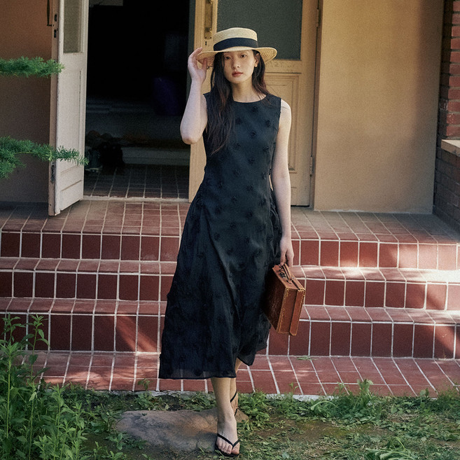 oh L FLORAL RELIEF LONG DRESS, 黑色