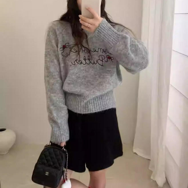 메이첼 여성용 모먼트 레터링 라운드넥 긴팔 니트 맨투맨 12092