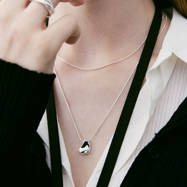 로아주 여성용 silver925 discliche large drop necklace