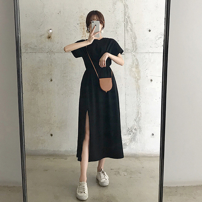 女款全室腰褶長款短袖連身裙