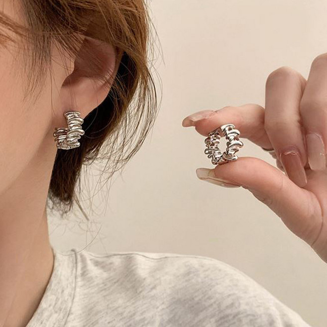 젤루나 여성용 유니크 볼드 웨이브 원터치 링 귀걸이 P-310