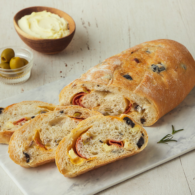 브로드카세 브런치콜렉션 발효종 페파로니 치즈 올리브 치아바타, 400g, 1개입, 1개