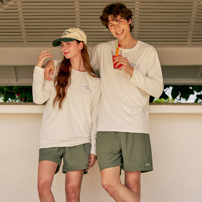 블랙몬스터핏 루즈핏 비치웨어 몬스터서핑 래쉬가드 긴팔 티셔츠, 아이보리