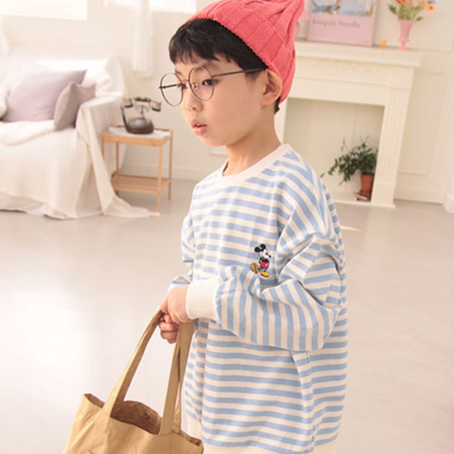 소년마켓 남아용 꽃보다 미키자수 맨투맨