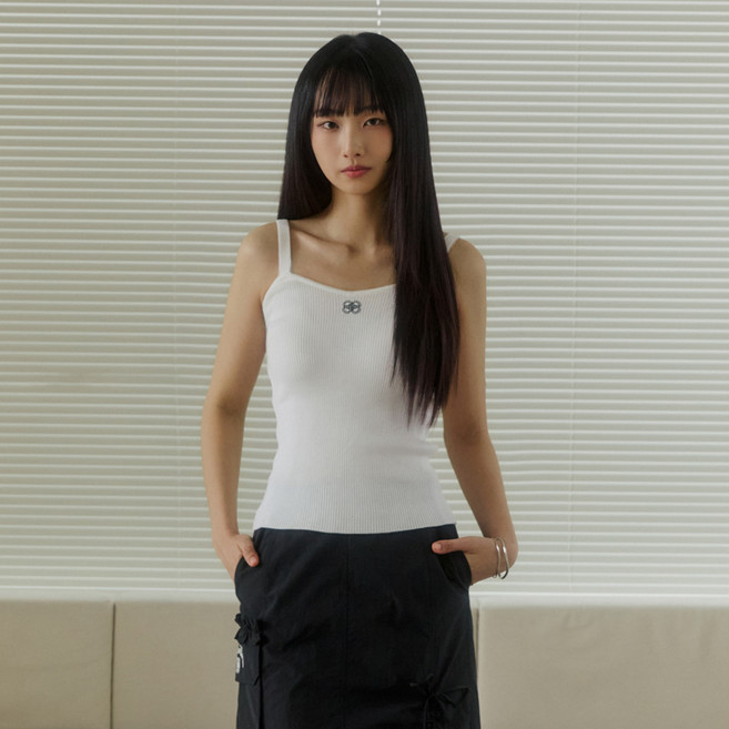 EGOIST 女款刺繡亮點修身針織背心 ES2BO405