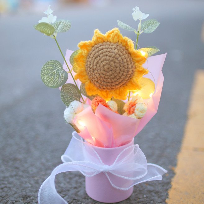 스투피드 해바라기 뜨개질 스탠드형 꽃다발 + 쇼핑백, 1개