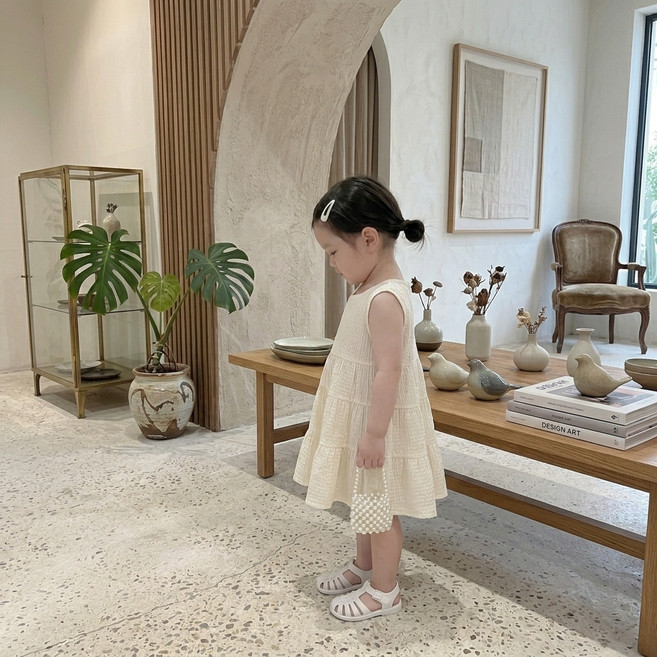 스타도어 물결주름 플리츠 민소매원피스