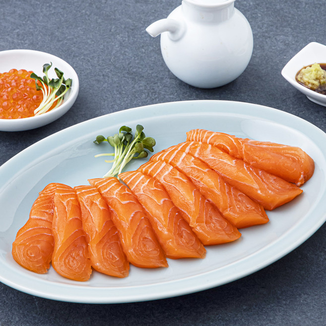 신세계푸드 노르웨이 핑크소금 숙성 연어회 120g + 소스 3종 세트 (냉장), 1세트