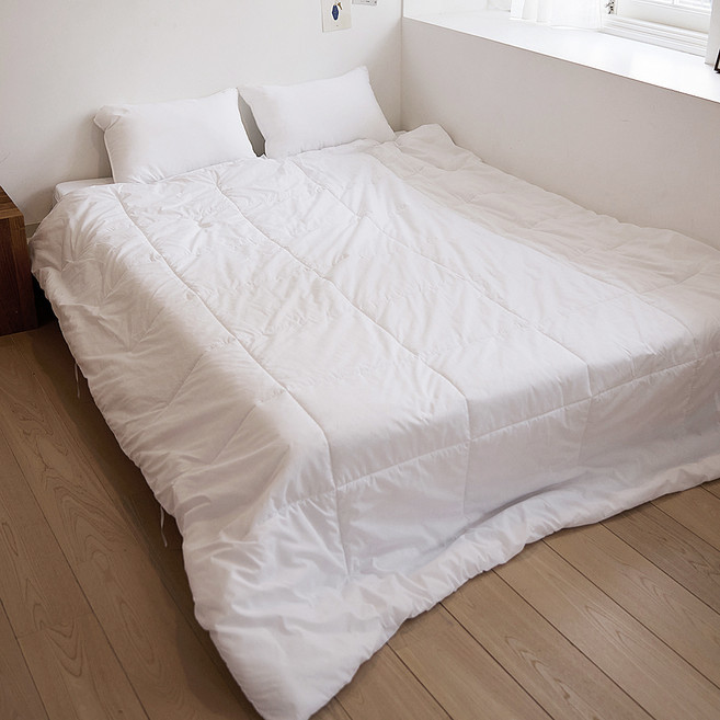 I'm Living 蓬鬆柔軟雲朵棉被芯 冬季用 2kg, 白色