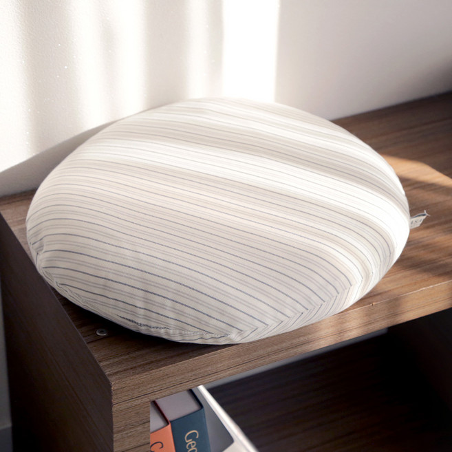 까사베르데 에디스 스트라이프 원형방석 솜포함