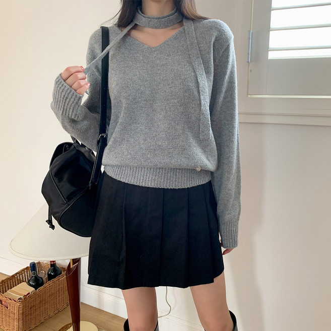 시크블랙 여성용 바주두 브이넥 니트 + 머플러 세트 cpnt5606k49