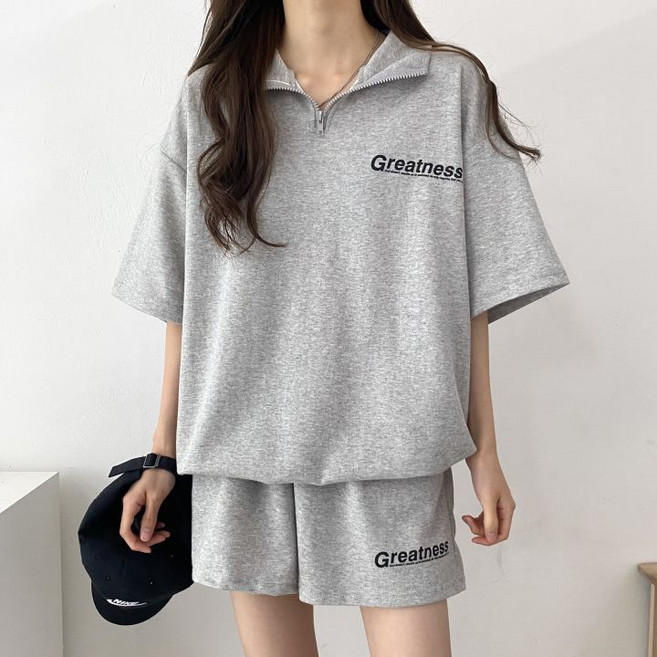 The Flow Commerce 女款極簡街頭半拉鍊運動套裝