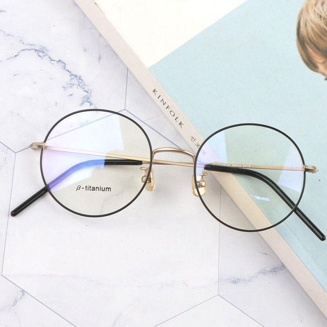 멜라크메 깃털 초경량 9g 베타티타늄 동글이 안경테