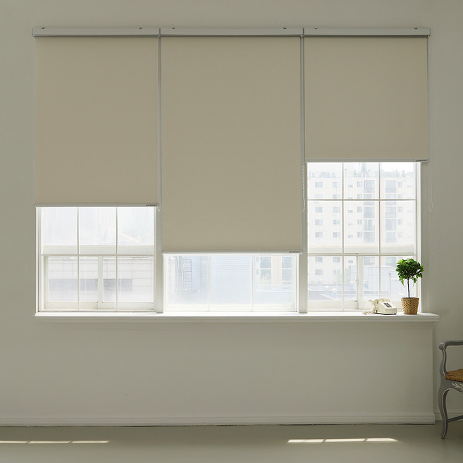 창안애 못없이 설치 무타공 안뚫어고리 다크니스 암막 롤스크린 블라인드