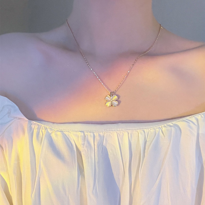 비아워게스트 여성용 러블리 럭키 네잎클로버 목걸이