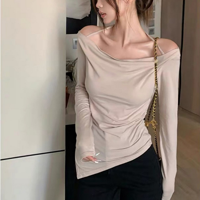 Dotif 女款多樣穿搭修身露肩層次感繞頸上衣