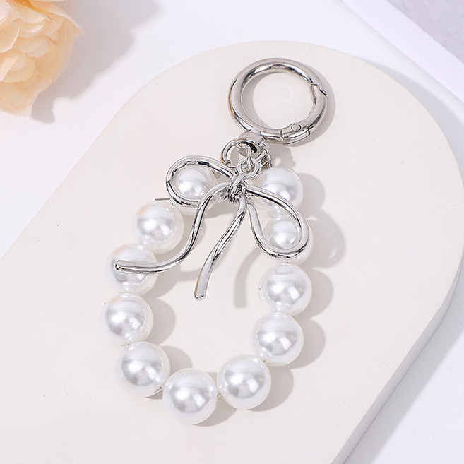 끄레앙 가방 핸드폰고리 진주 비즈 폼폼이 키링 AK275