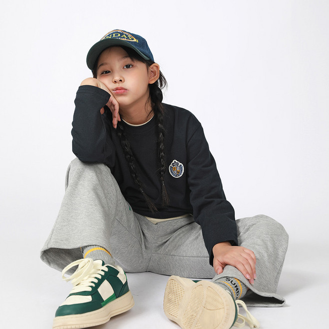 제이키즈 여아용 가드자수패치 티셔츠 J7632