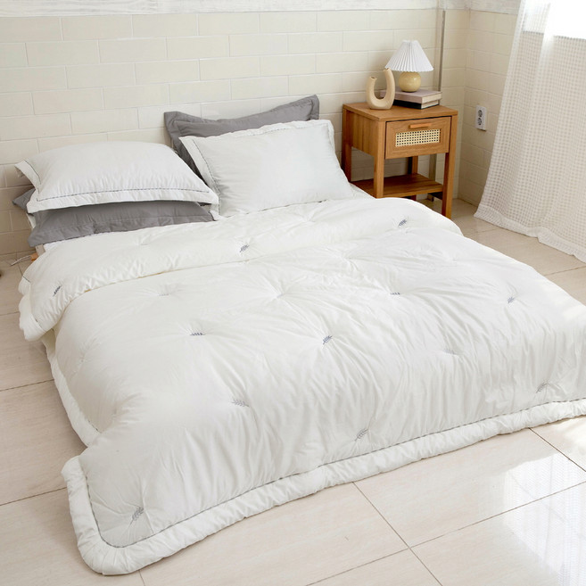 바자르 호텔식 모달이불